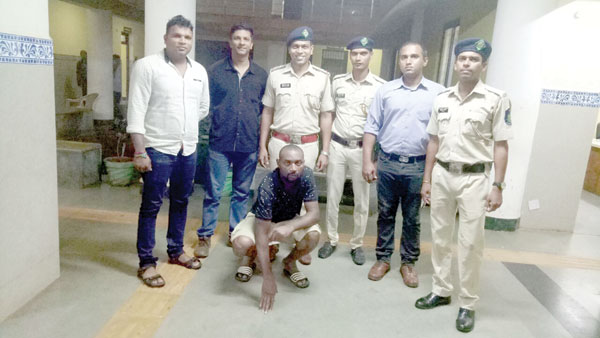 Nigerian arrested with ganja worth Rs 90,000