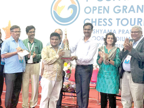 Omkar steals the limelight in Category B to emerge as champion
