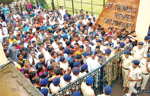 St Thomas HSS fiasco: Ex-students, villagers show solidarity towards two teachers