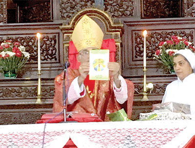 Archbishop urges faithful to grow in deep experience of God