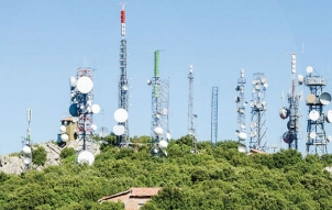 Mobile towers needed but does it justify bypassing local bodies?