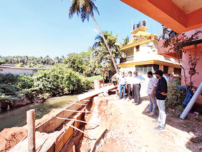 Construction of retaining  wall at Rawanfond begins
