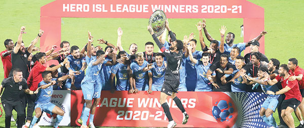 Mumbai City boss ATKMB to win League Shield