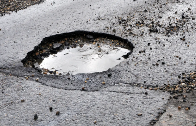 Fill the   pothole on   31st January Road