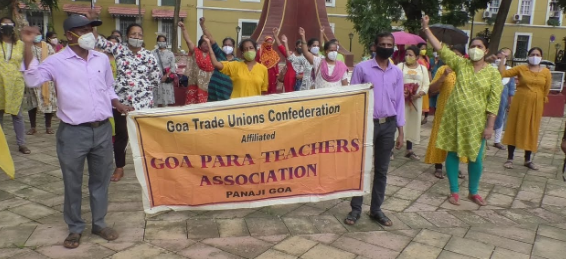 Para teachers   withdraw agitation