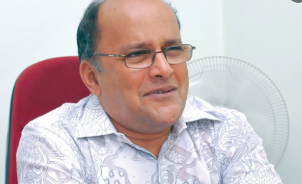 Activist meets Governor over FIR against  Cumbarjua MLA