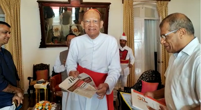 Cardinal Oswald Gracias pays courtesy call to Goa Governor; presented with copy of OHeraldo