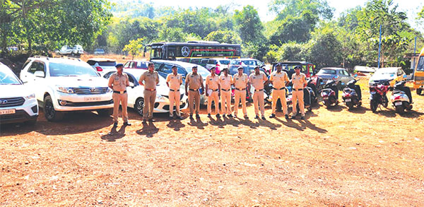 Calangute police detain private vehicles rented to tourists