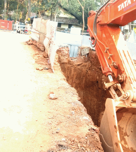 Concern expressed over Ponda road digging for sewage work in dangerous manner