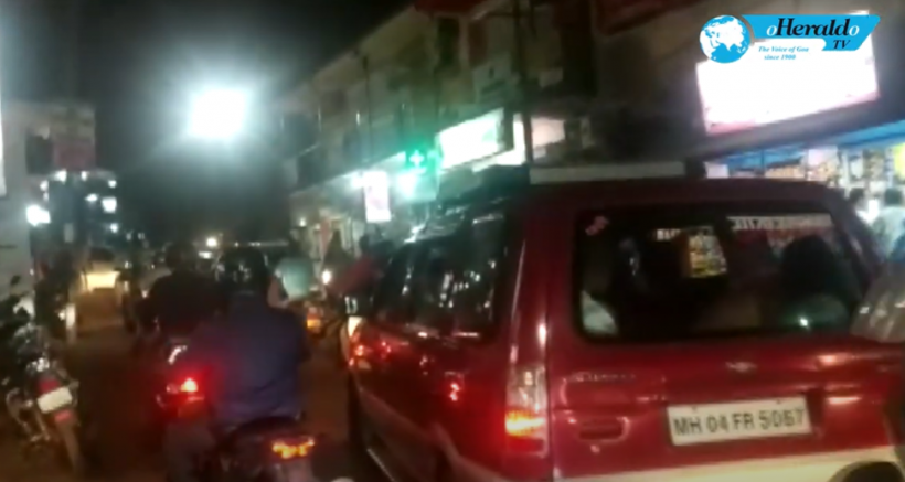 Wrong parking, underground cabling work results in daily traffic congestion in Arambol