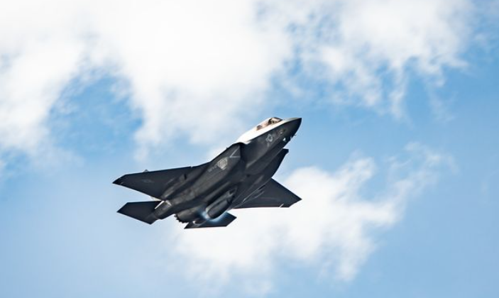 US Marine Corps F-35 Fighter Jet Goes Missing After In-Flight Emergency
