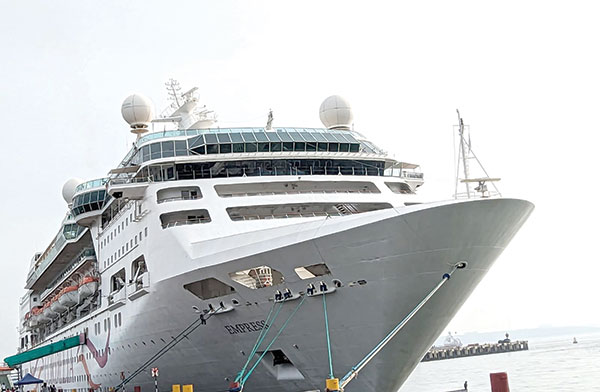 Season’s first cruise liner arrives at Mormugao port