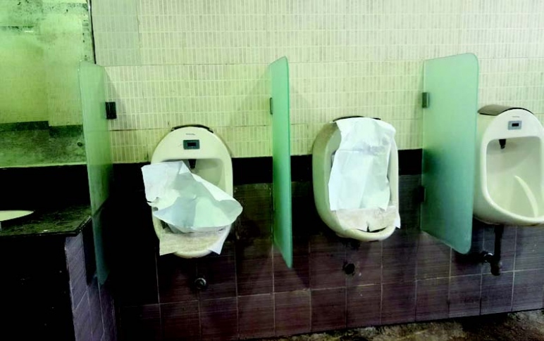 Non-functional loos at South Goa Collectorate strain govt staff, election preparations
