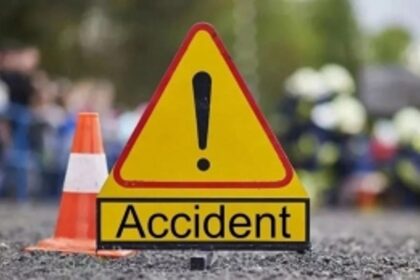 1 killed and 9 injured as bike runs over pavement dwellers in Kerala