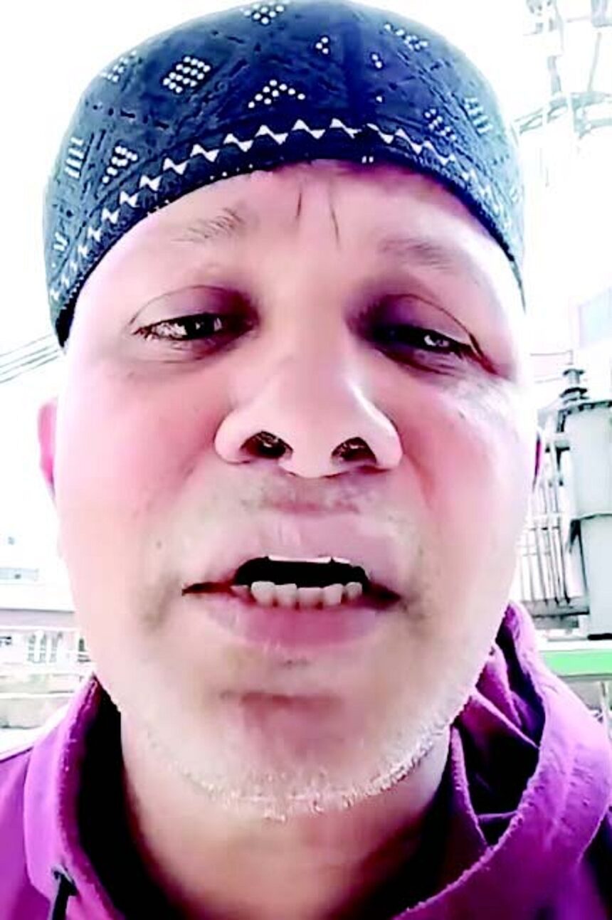 1 man, 2 videos, many questions 1 1 man, 2 videos, many questions