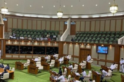 10 Congress MLAs attend Assembly Session amid reports of 5 Congress MLAs jumping ship