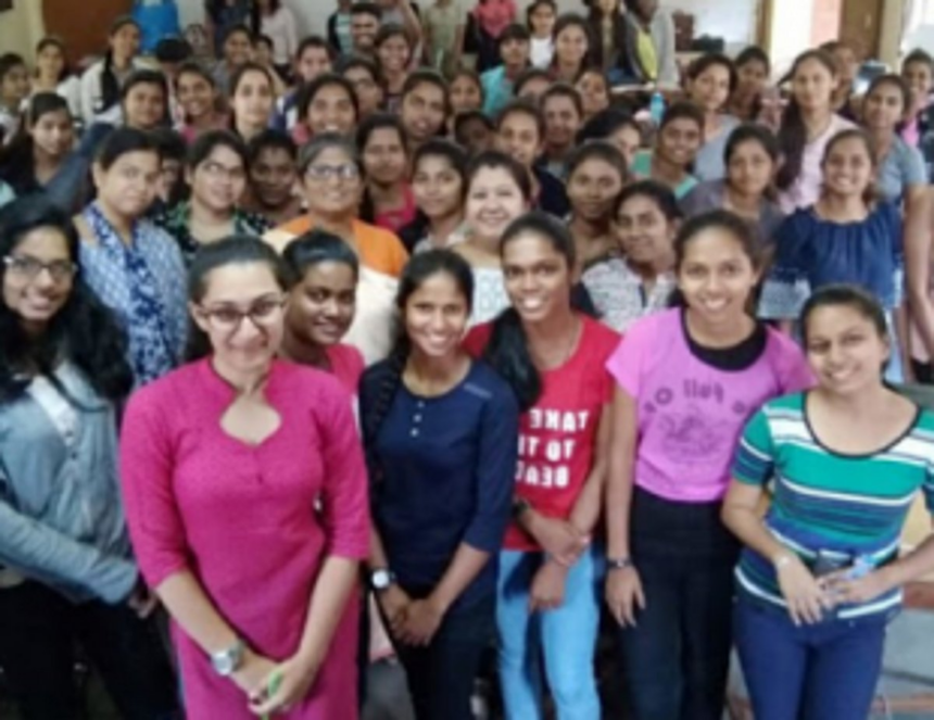 100 Sal girls given Ladli scheme cards