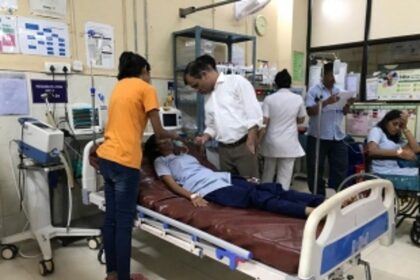 11 students hospitalised after being pepper sprayed