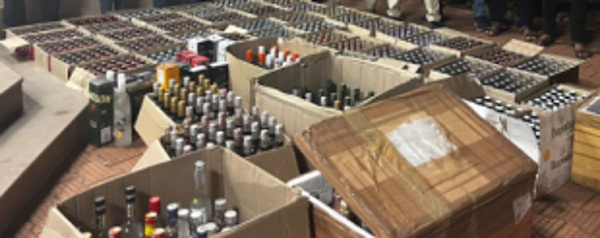 139 liquor bottles seized