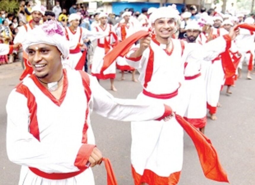 14 floats take part in Panjim Shigmo parade