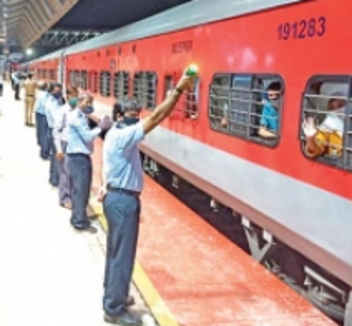 1,473 HP natives leave Goa via train