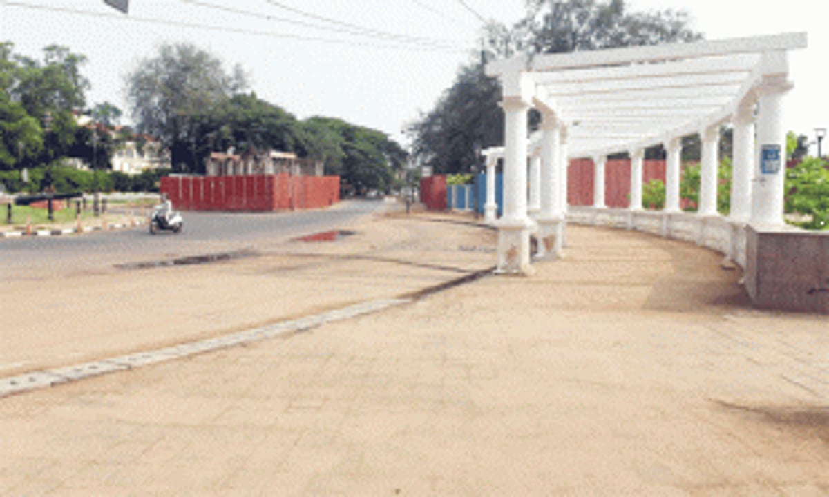 15-day curfew begins  9am tomorrow