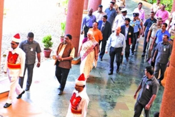 15 minutes, 27 MLAs, no business, but Constitutional requirement complied with