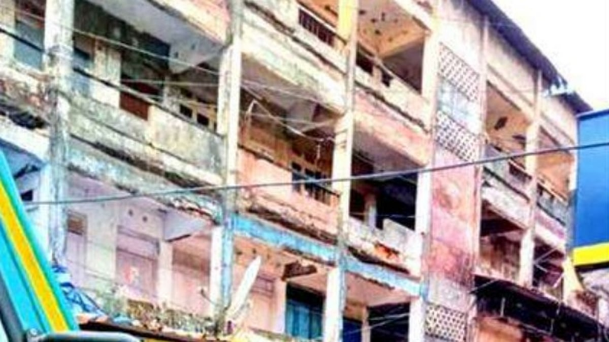 16 Panjim Buildings Declared Unsafe: CCP Evaluates Demolition or Restoration 1 16 Panjim Buildings Declared Unsafe: CCP Evaluates Demolition or Restoration