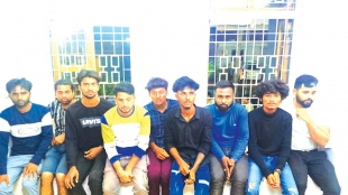 16 touts booked in Calangute, fined Rs 80,000