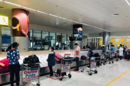 168 Indians arrive, 293 Russians   leave State