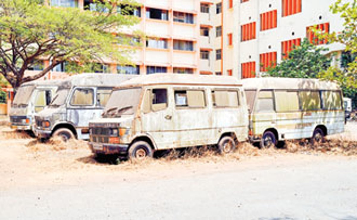 RUSTING IN PEACE                     .