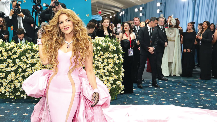 2025 Met Gala: The Most Dazzling Red Carpet Ever Celebrates 'Superfine' Tailoring 1 2025 Met Gala: The Most Dazzling Red Carpet Ever Celebrates 'Superfine' Tailoring