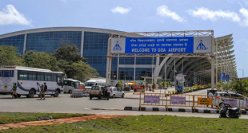 207 stranded   passengers   leave for Russia