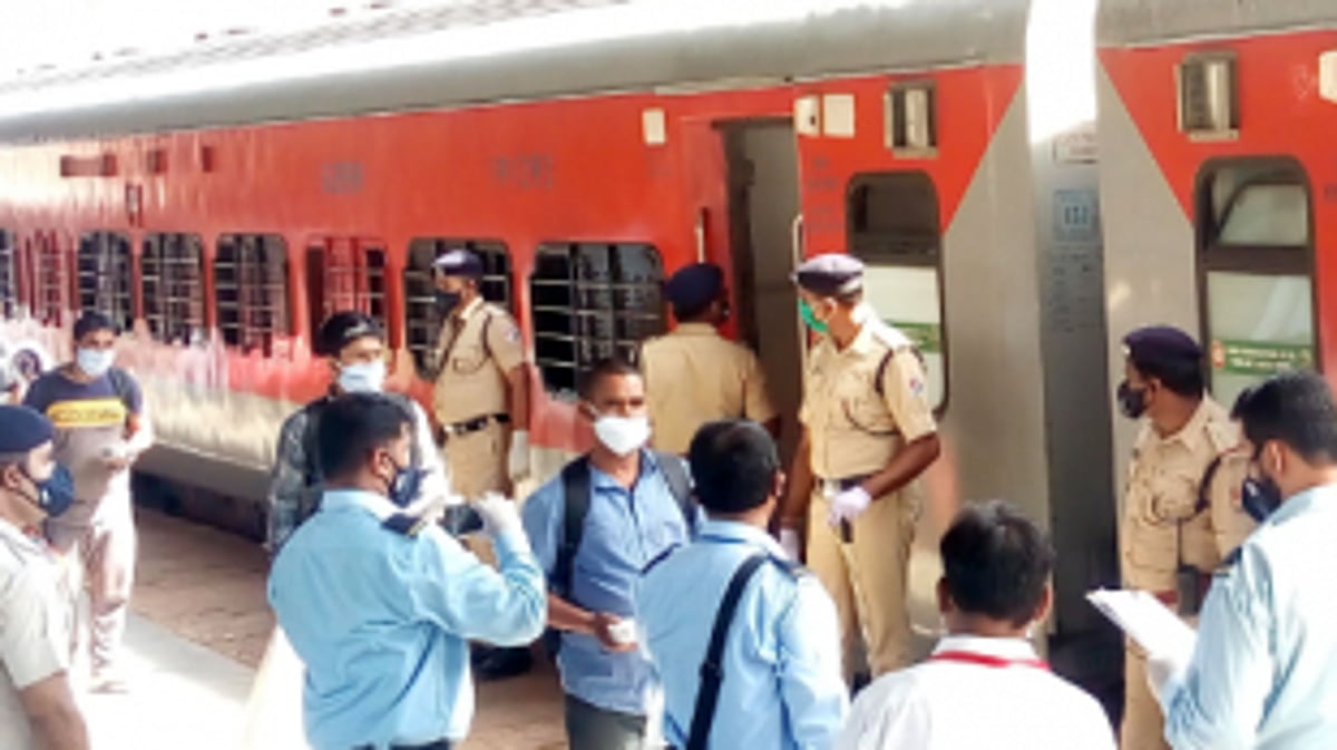 2nd Shramik Express leaves for Udhampur