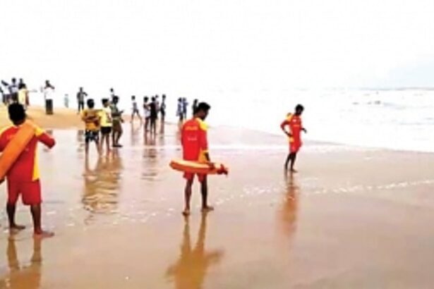 3 Akola natives drown off Calangute beach, 2 missing