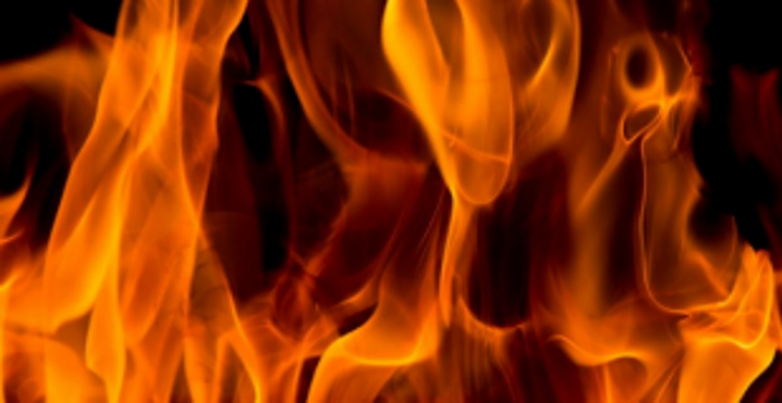 3 fishing boats and a hut gutted  at Benaulim
