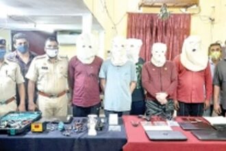 3 foreigners among 5 held  for ATM skimming racket