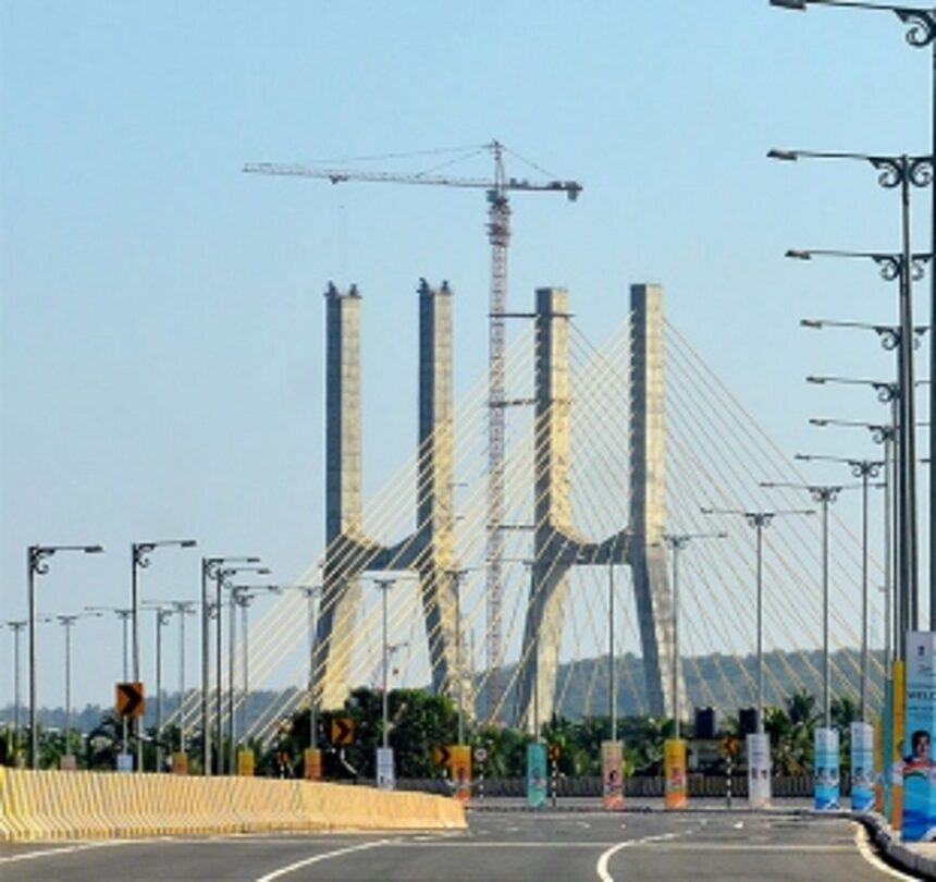 3 lanes of 4 lane right-hand corridor of Zuari bridge to be inaugurated today
