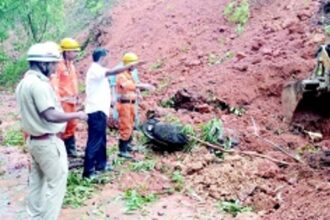 3 two-wheelers damaged  in landslide at Cortalim