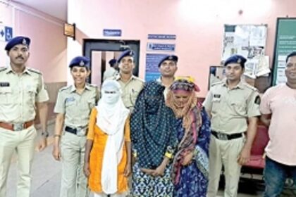 3 women held for attempting to steal cash from wine shop