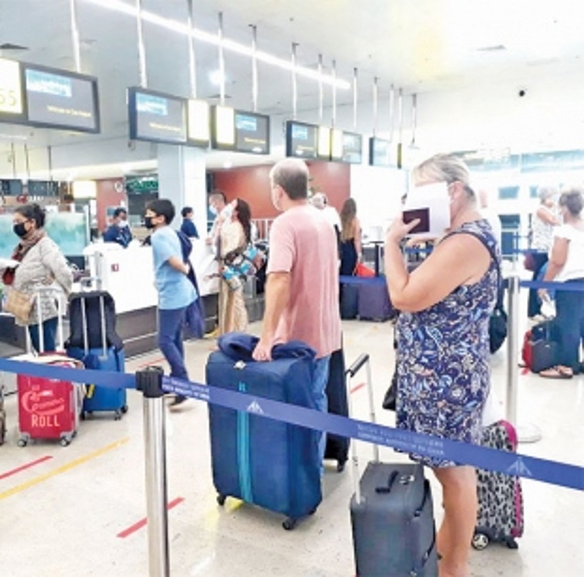300 return to UK from Dabolim