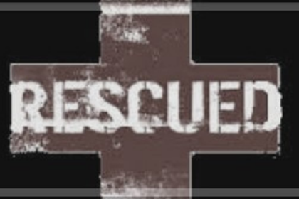 4-Year-Old Rescued from Baga Beach After Attempting to Sell Radium Lights to Tourists