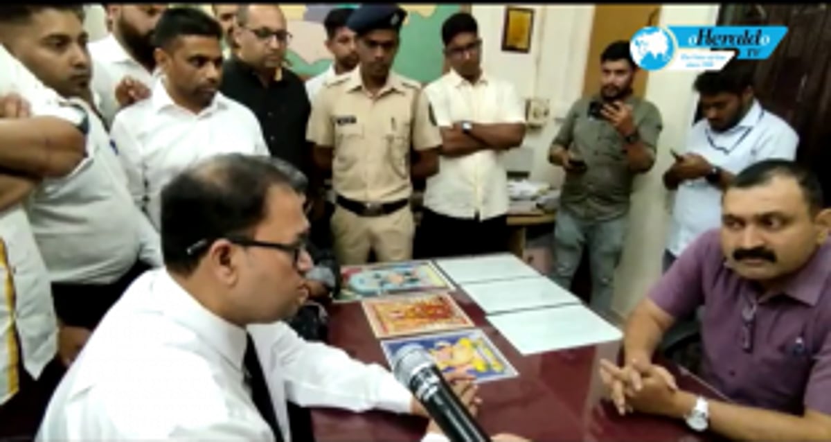 4 cops, 2 others booked for attempt to murder advocate