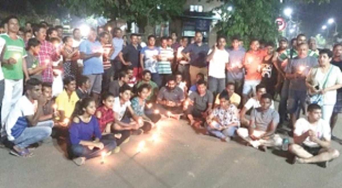 50 villagers ‘seize’ Areal power sub station