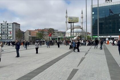 6.2-magnitude earthquake shakes Istanbul
