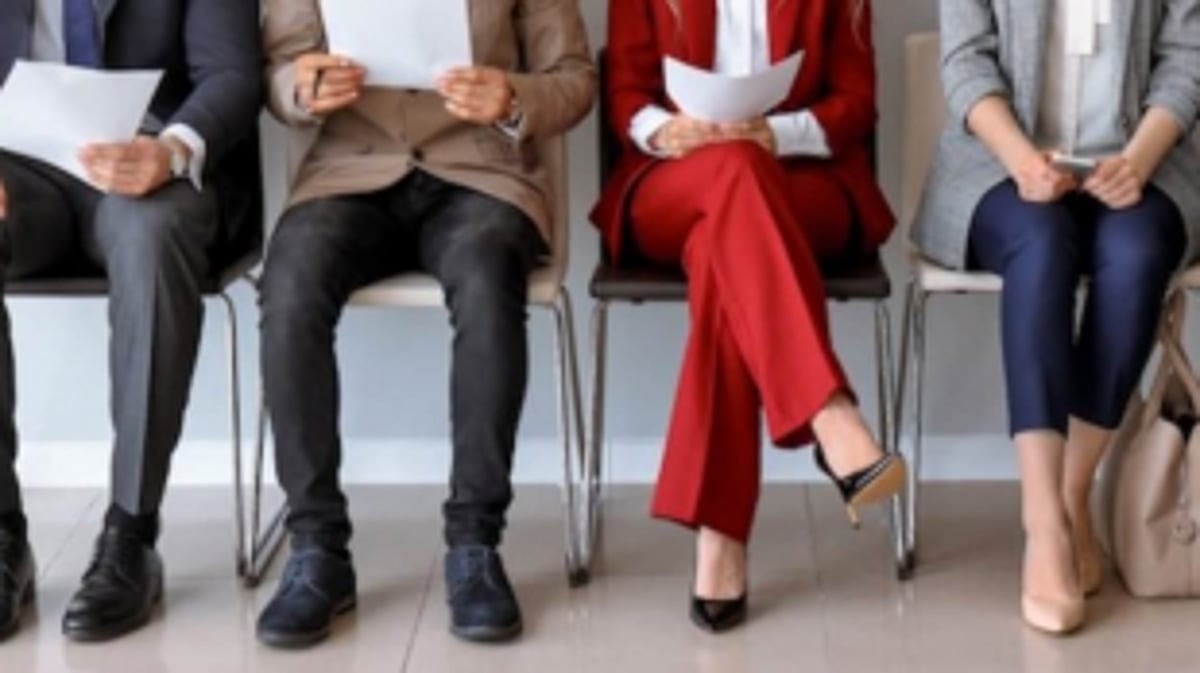 700 aspiring teachers attend walk-in-interview