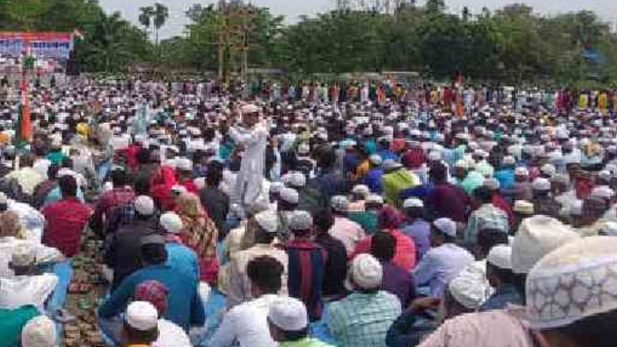 70,000 Protest in Cooch Behar Against Waqf Amendment Act, Muslim Leaders Call for Communal Harmony
