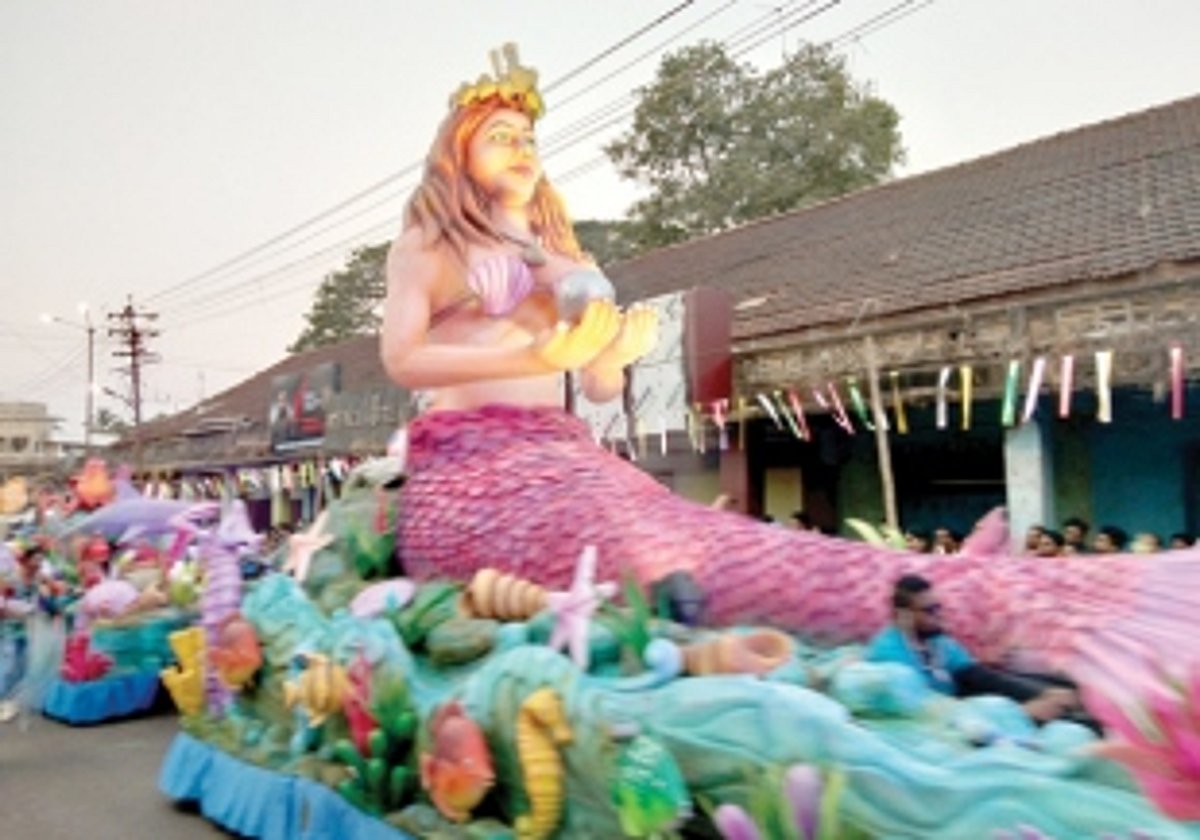 72 floats participate in Curchorem Carnival