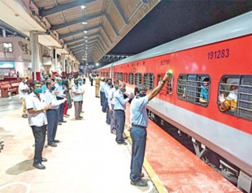 728 J&K, Ladakh natives leave Goa on special train from Margao