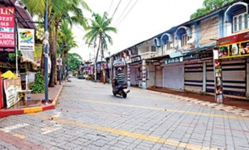 76-yr-old lady just walks through Goa checkpost